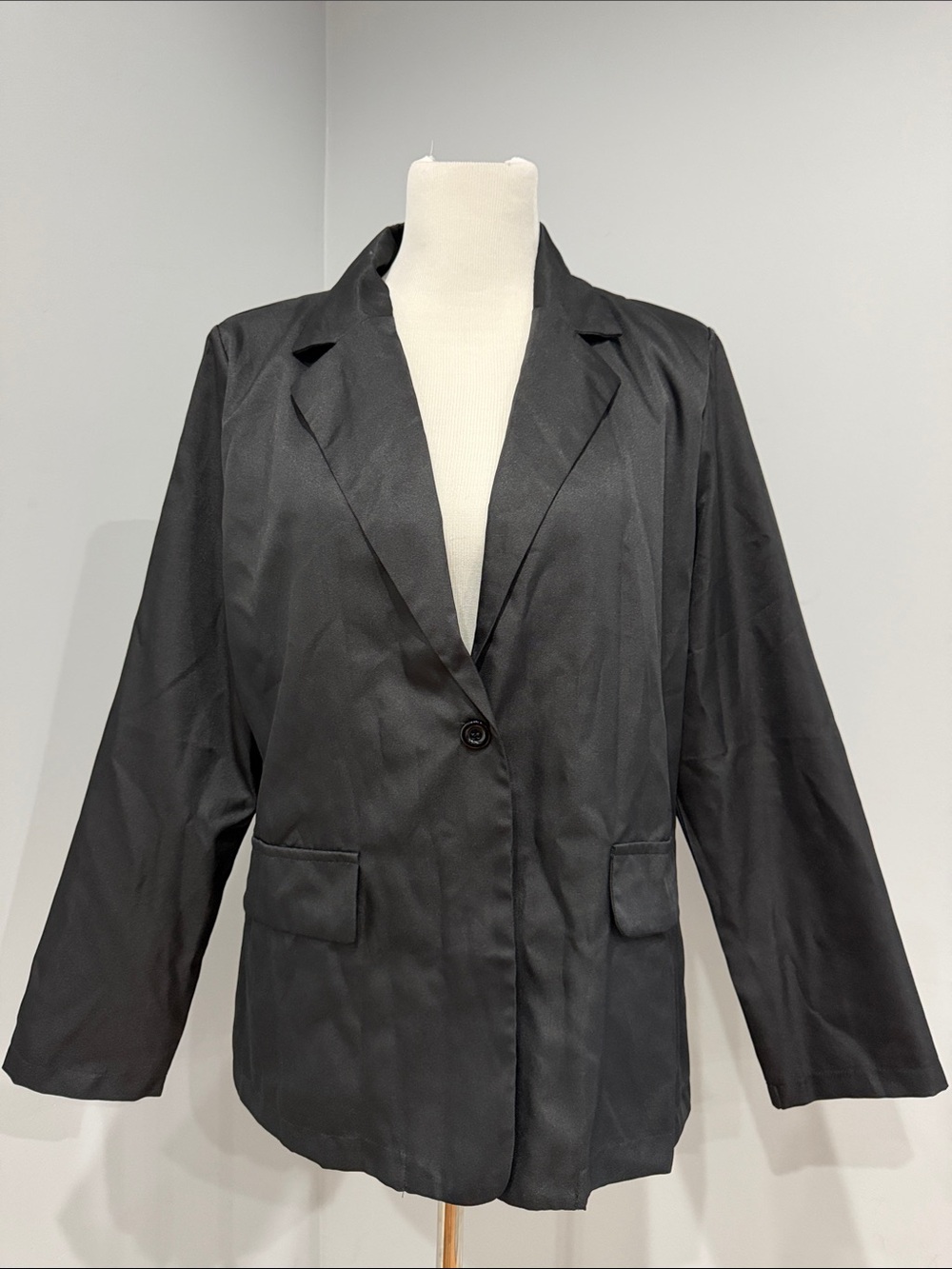 Black Women's Single-Button Blazer Jacket